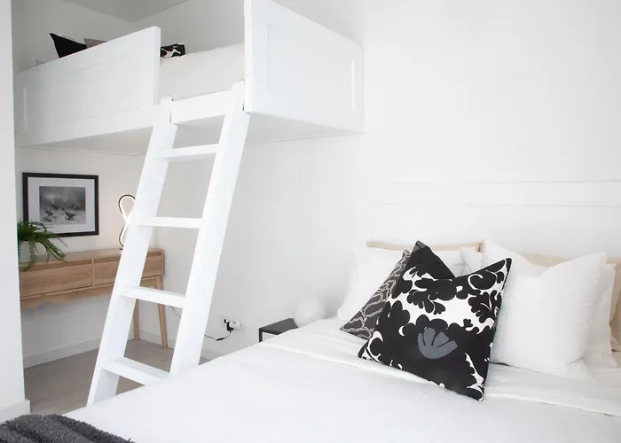 Praceta Porthaus - Entire Private Main * Santo Isidoro