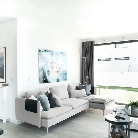 Feriehus Praceta Porthaus - Entire Main House Perfect For Families Traveling Together *