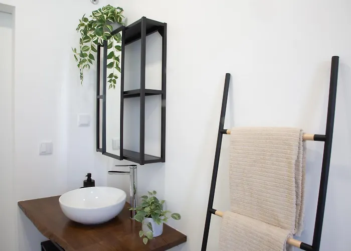 Praceta Porthaus - Entire Main House Perfect For Families Traveling Together * Santo Isidoro